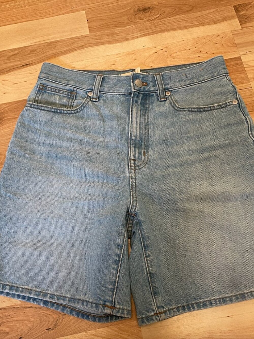 Madewell Baggy Jean Shorts Sz 26